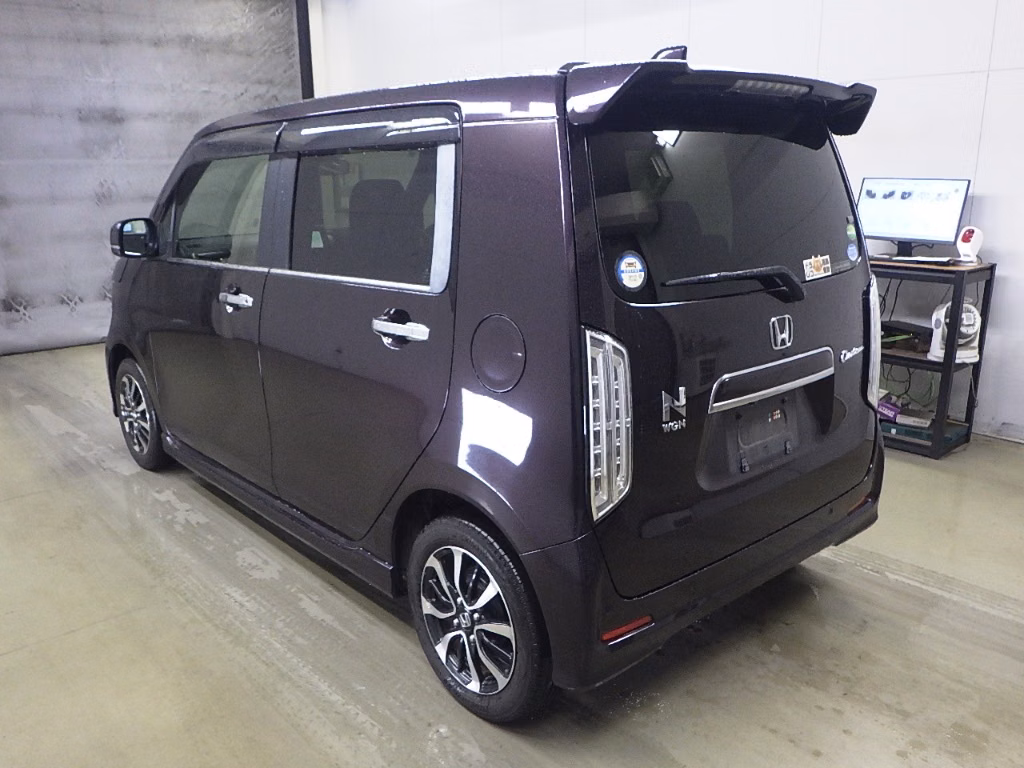 HONDA N-WGN