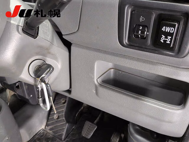NISSAN CLIPPER