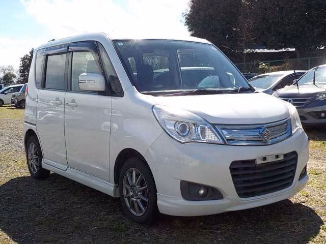 Suzuki Solio