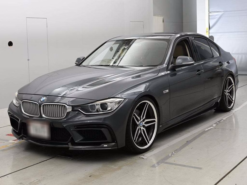 BMW 3-SERIES