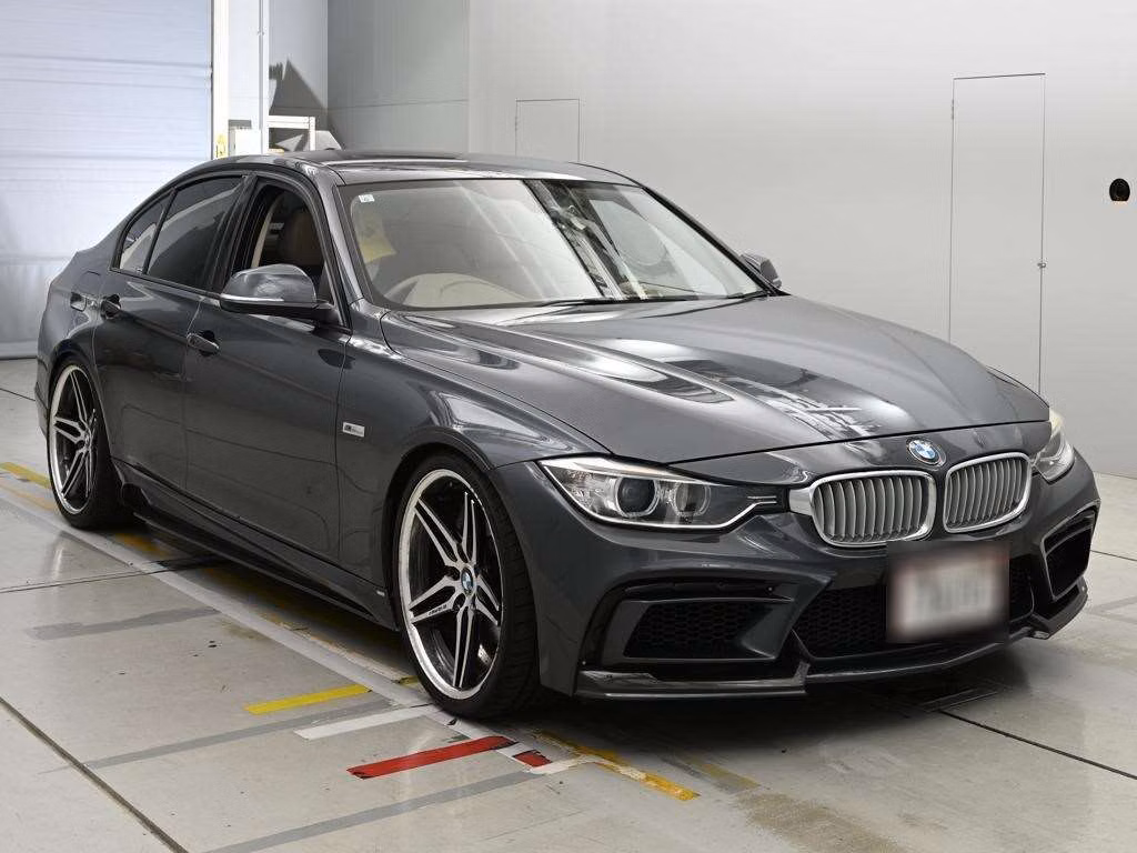 BMW 3-SERIES