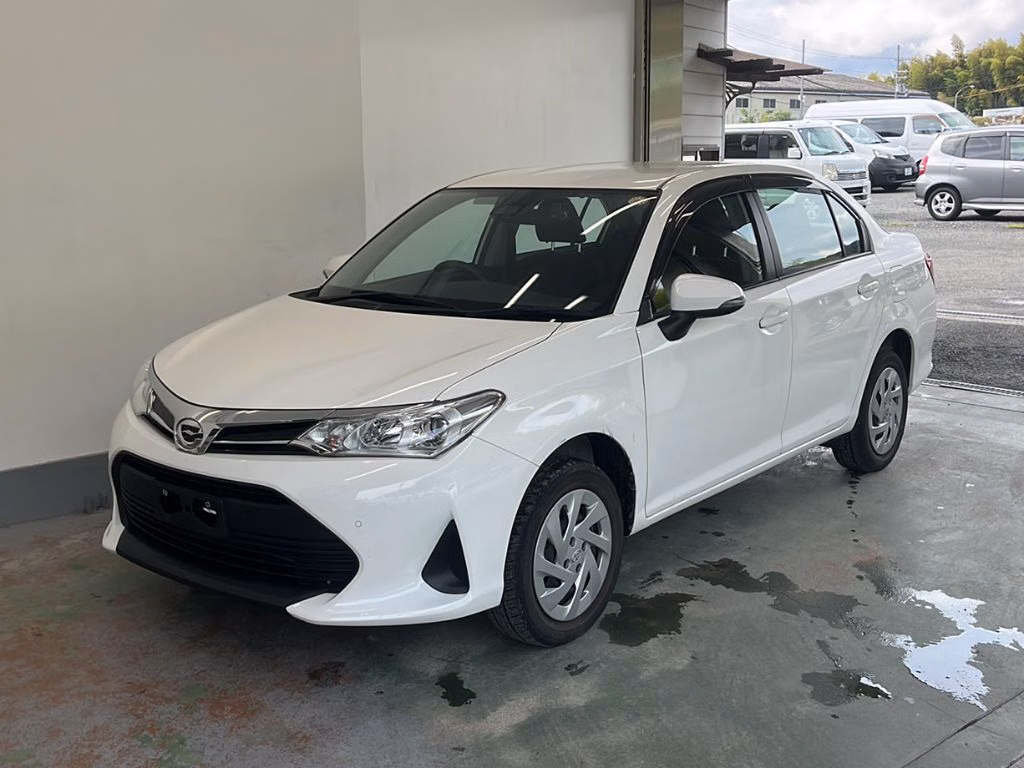 TOYOTA COROLLA AXIO