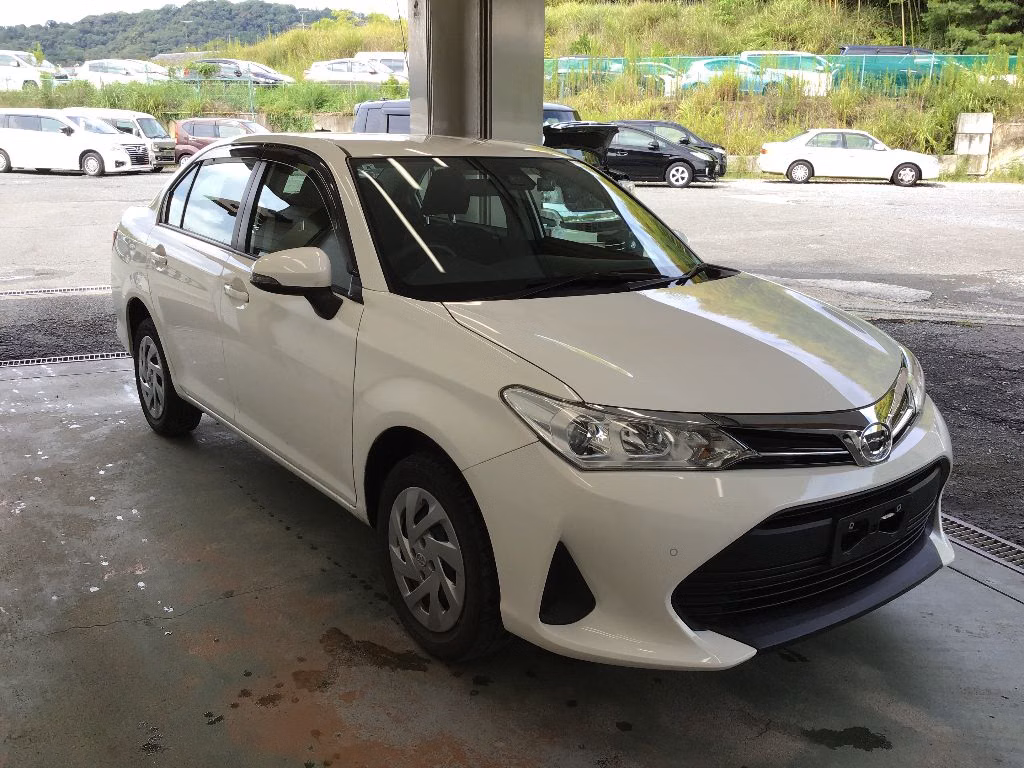 TOYOTA COROLLA AXIO