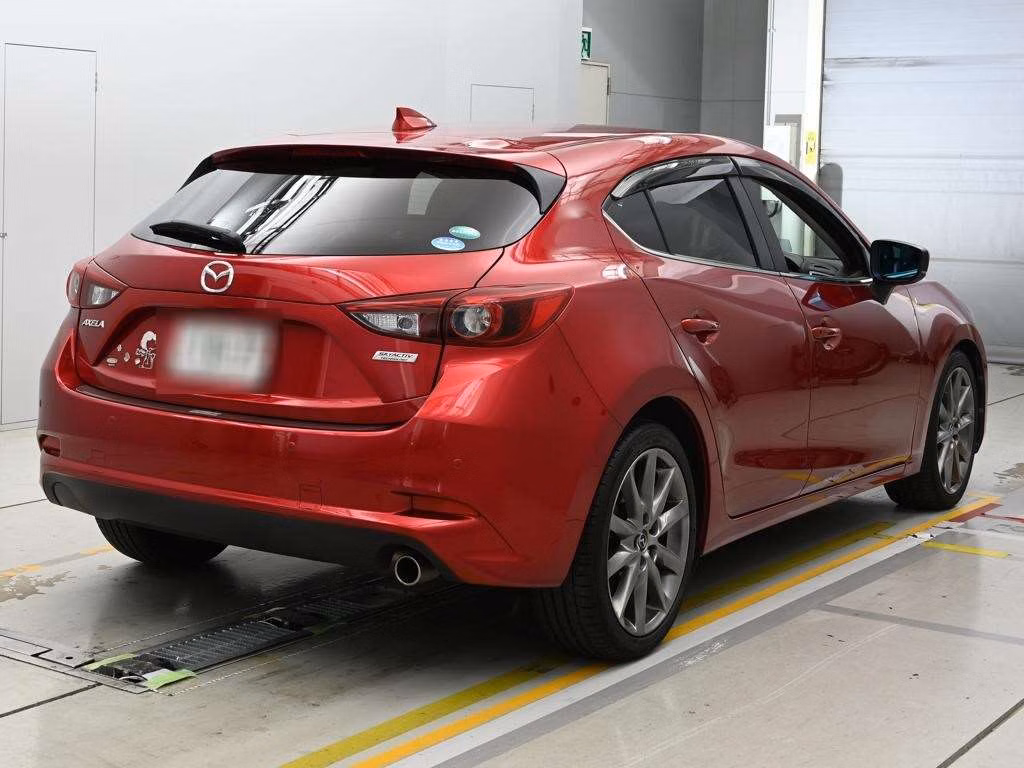 MAZDA AXELA