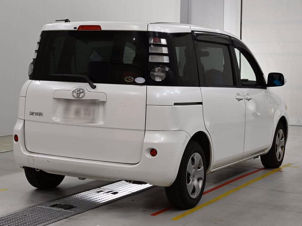 TOYOTA SIENTA