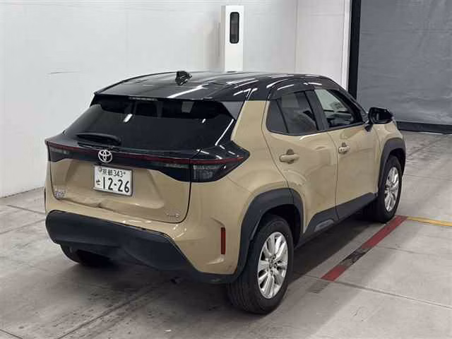TOYOTA YARIS CROSS