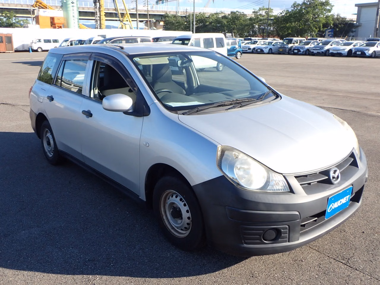 MAZDA FAMILIA
