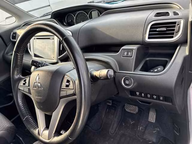 MITSUBISHI DELICA D:2