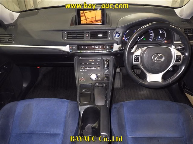 LEXUS CT200H