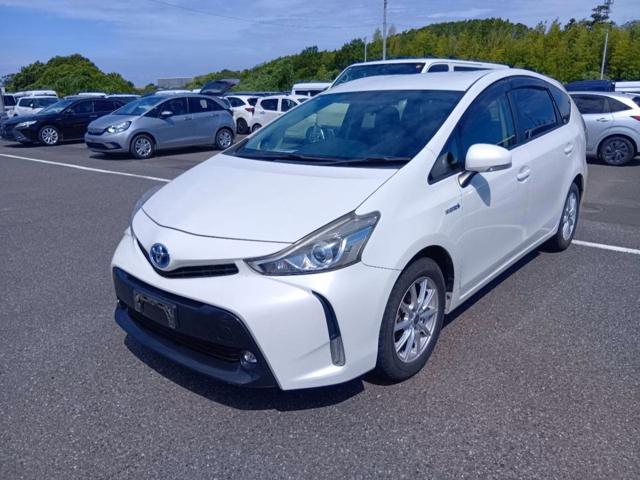 TOYOTA PRIUS ALPHA
