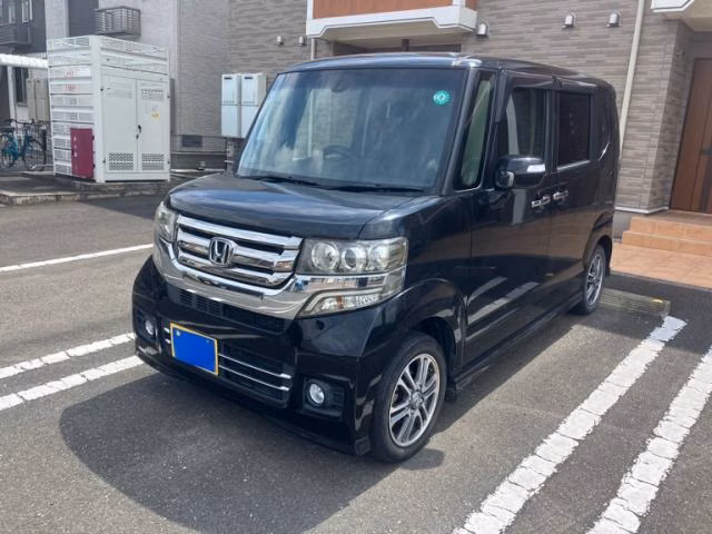 HONDA N-BOX
