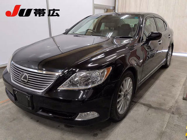 Lexus LS460