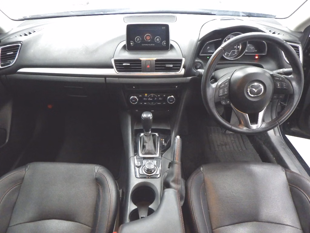 MAZDA AXELA