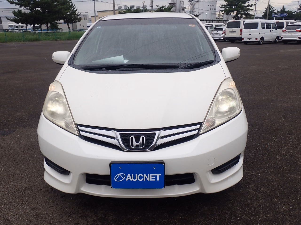 HONDA FIT SHUTTLE