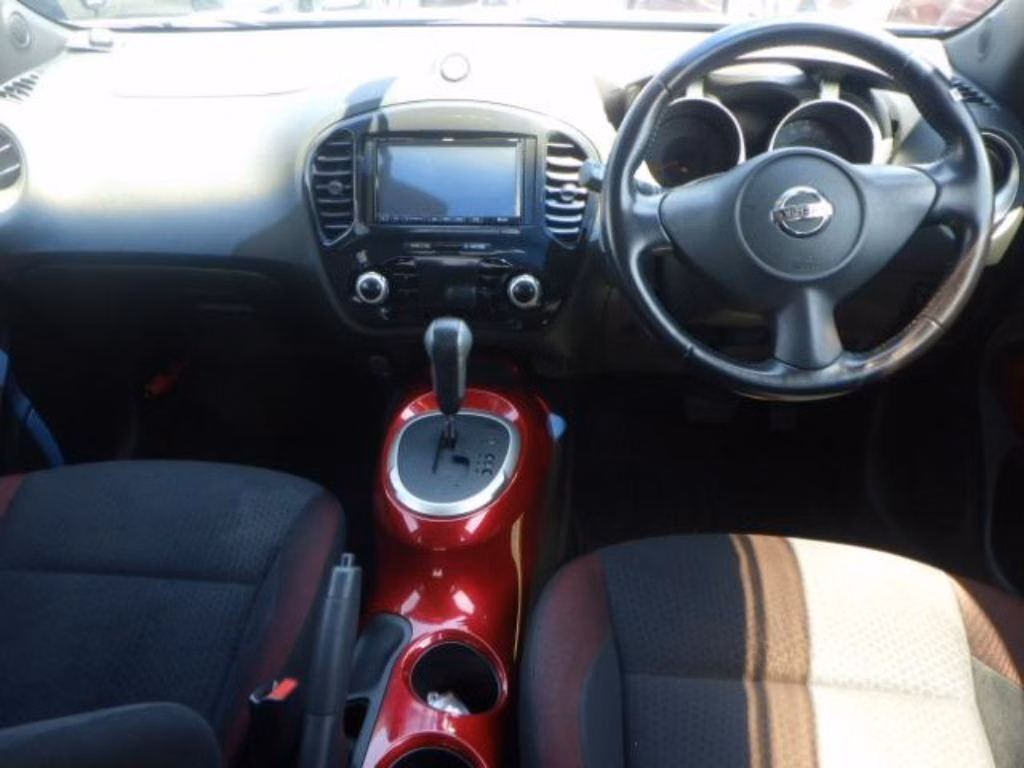 NISSAN JUKE