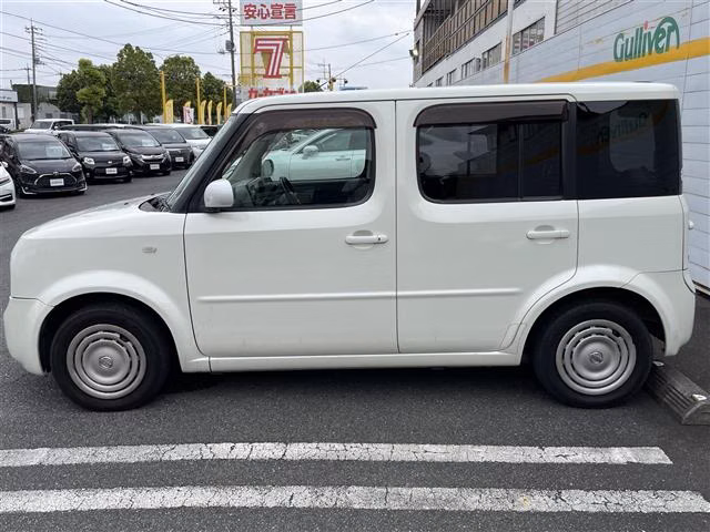 NISSAN CUBE