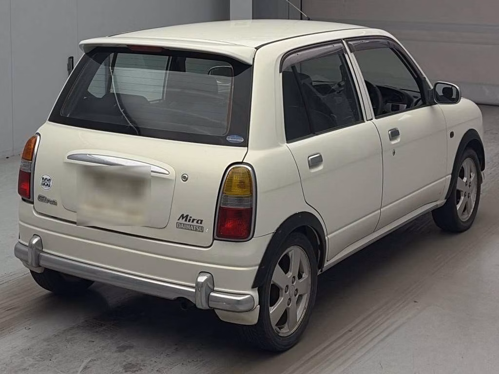 DAIHATSU MIRA GINO