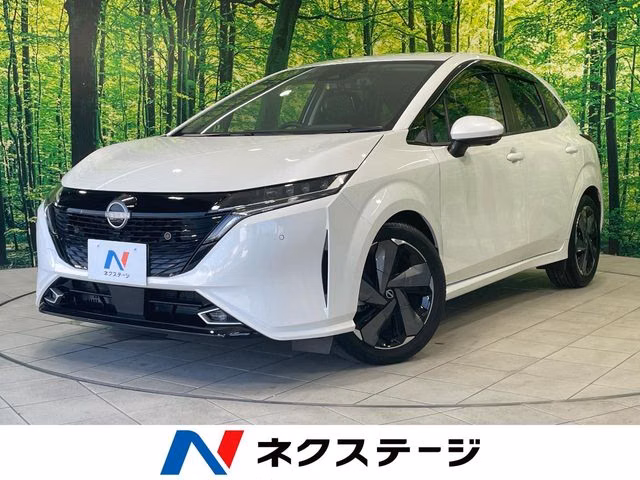 Nissan Aura