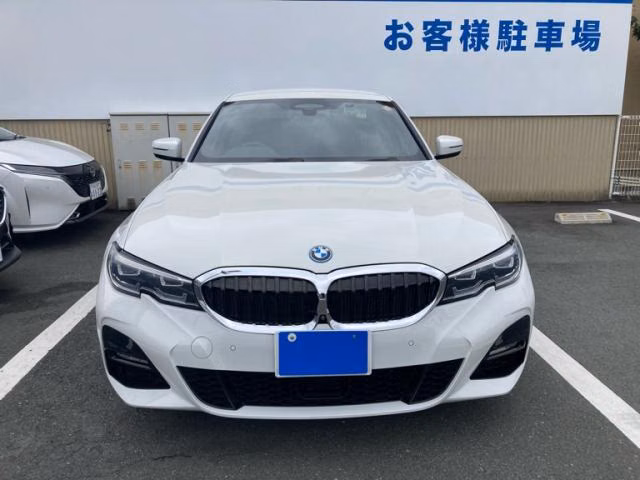 BMW 3-SERIES