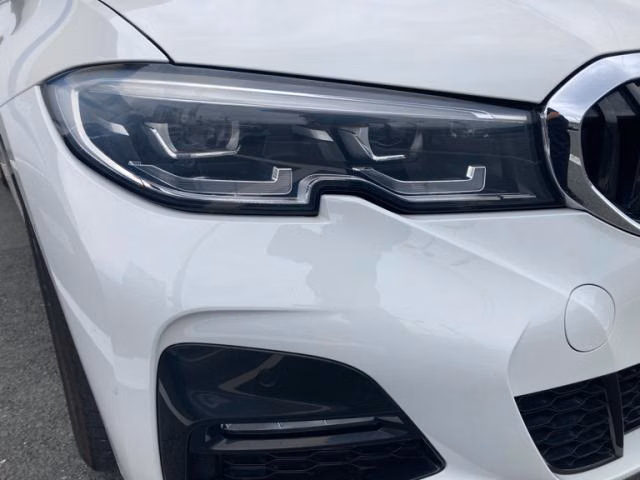 BMW 3-SERIES