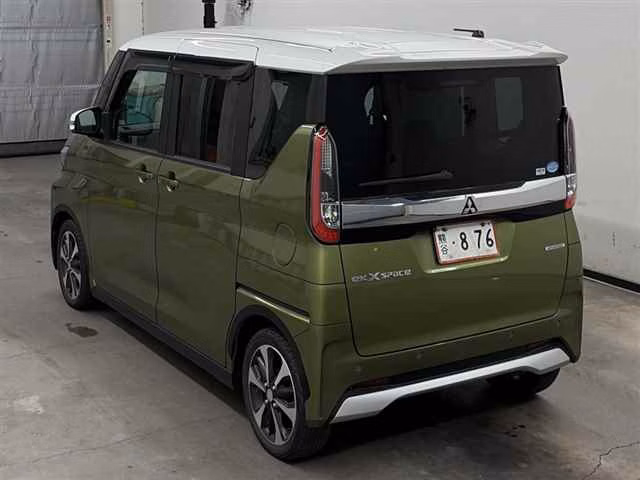 MITSUBISHI EK SPACE