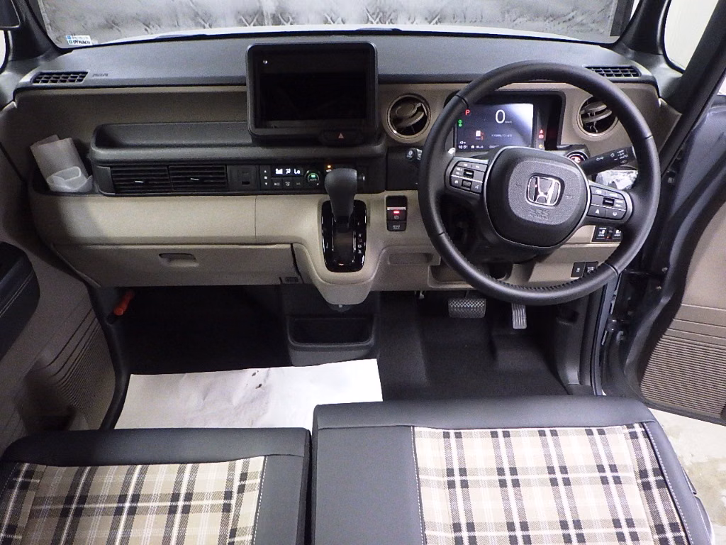 HONDA N-BOX