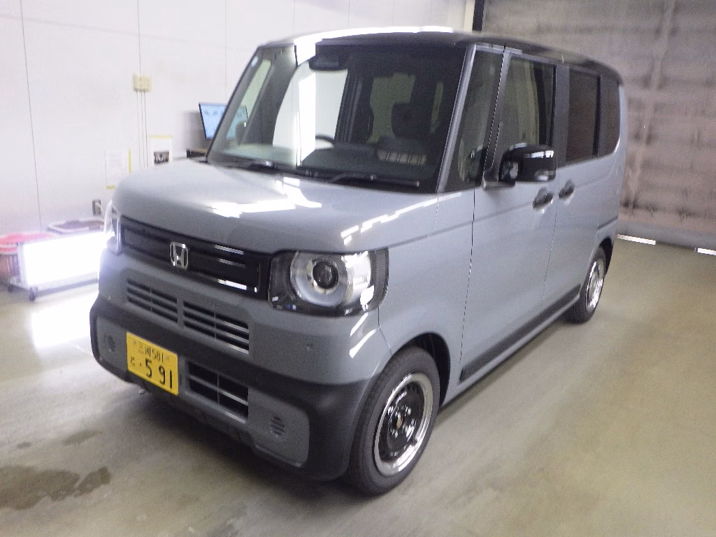 HONDA N-BOX