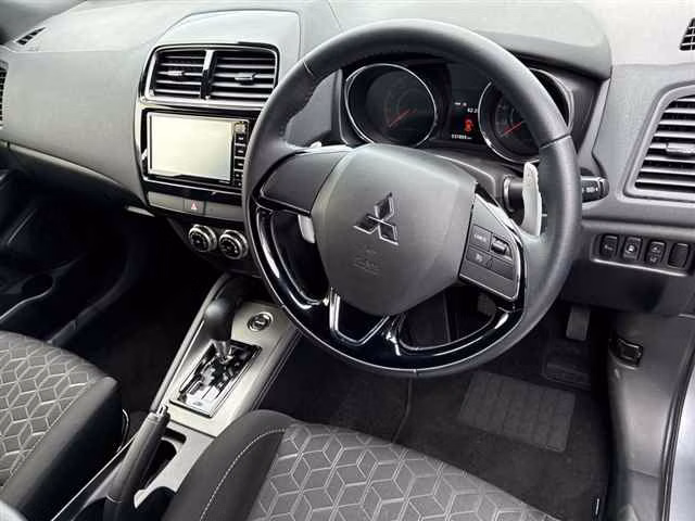 MITSUBISHI RVR