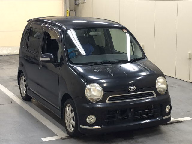 DAIHATSU MOVE LATTE
