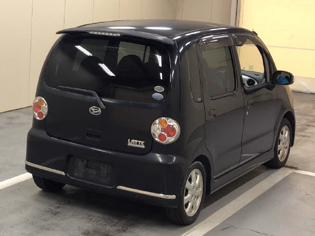 DAIHATSU MOVE LATTE