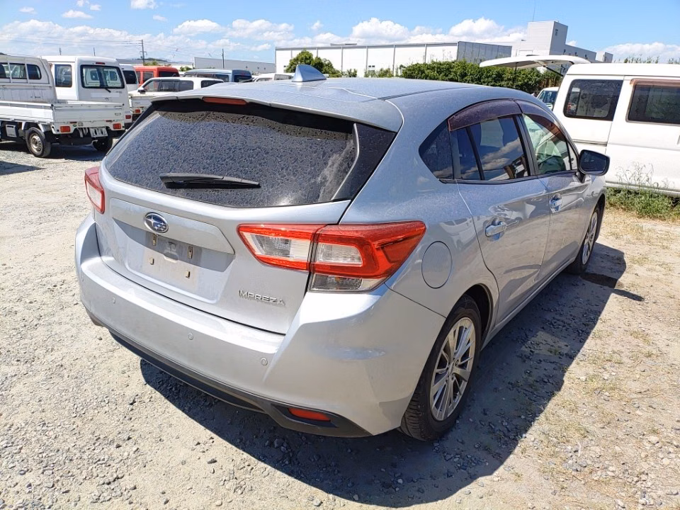 SUBARU IMPREZA