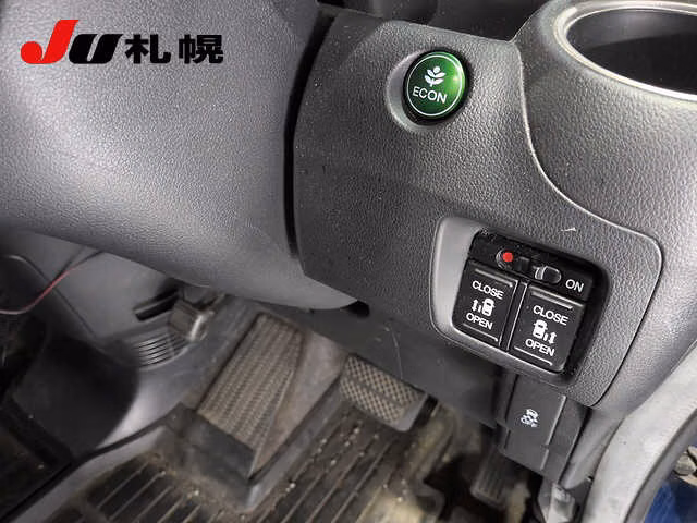 HONDA N-BOX+