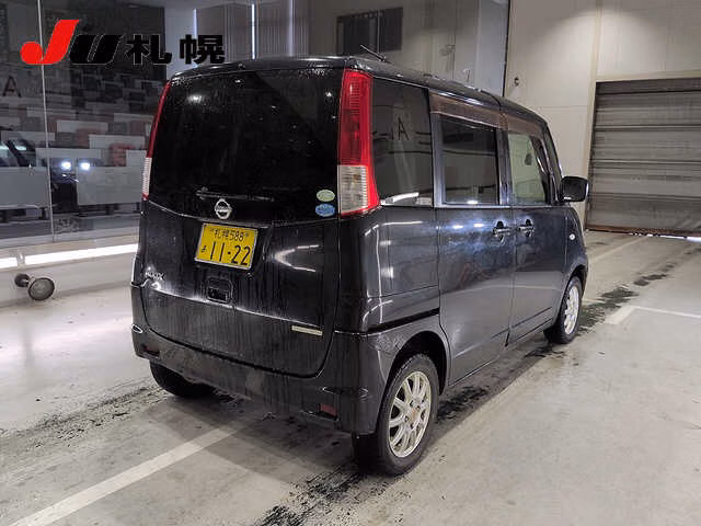 NISSAN ROOX