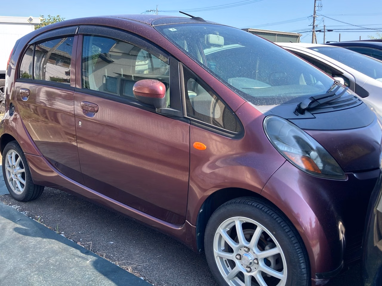 MITSUBISHI I