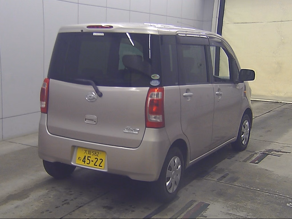 DAIHATSU TANTO EXE