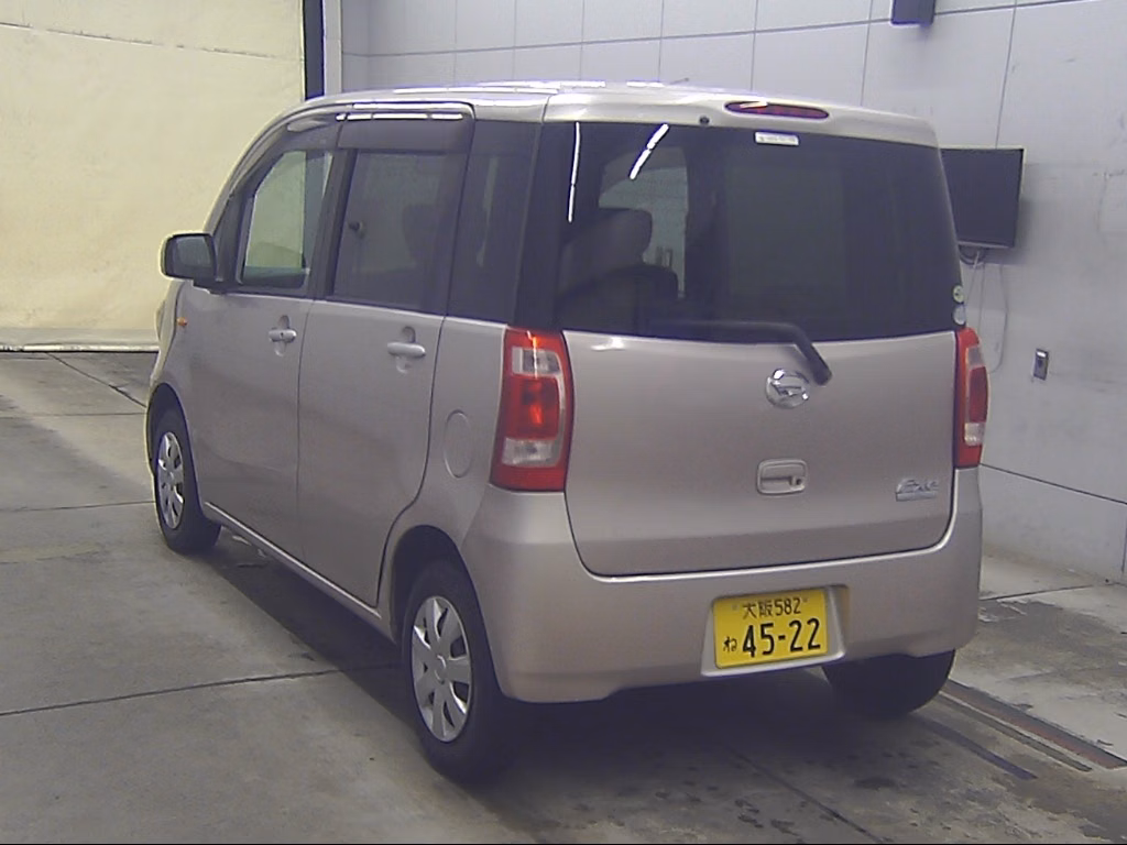 DAIHATSU TANTO EXE
