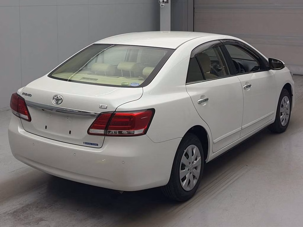 TOYOTA PREMIO