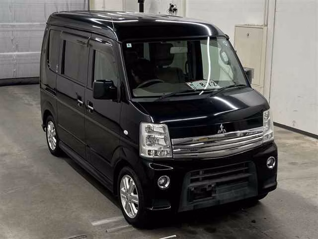 MITSUBISHI TOWN BOX