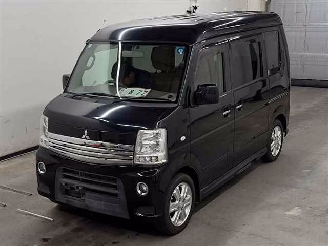 MITSUBISHI TOWN BOX