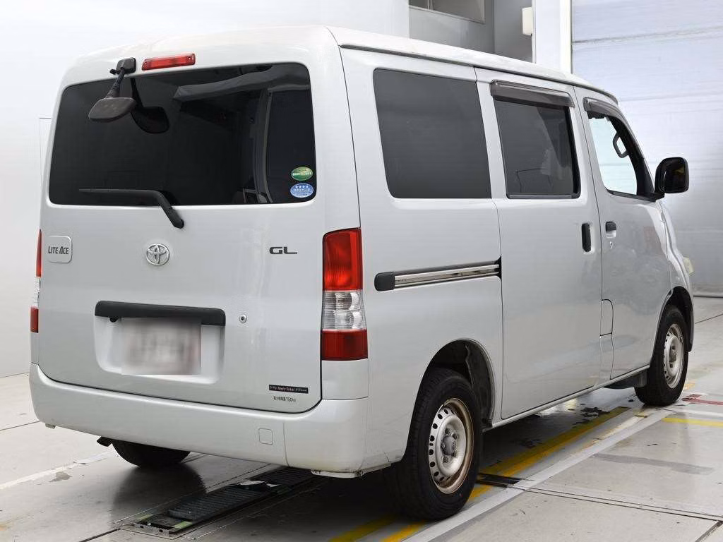 TOYOTA LITE ACE