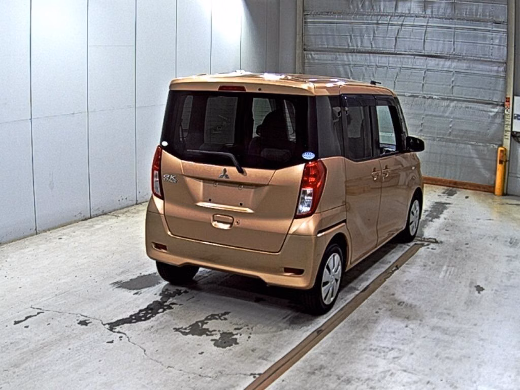 MITSUBISHI EK SPACE