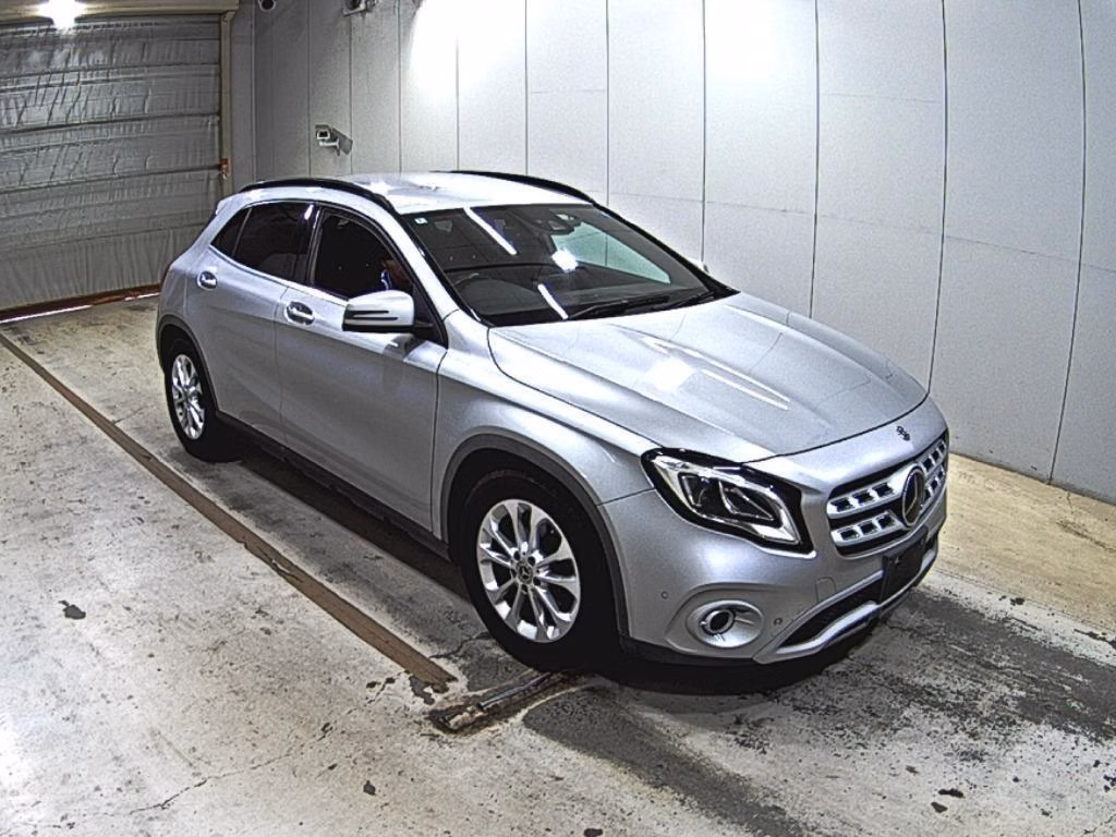 Mercedes-Benz GLA-Class