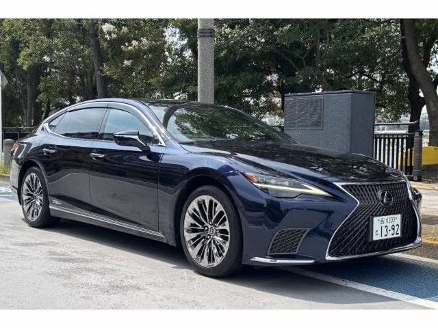 Lexus LS500h