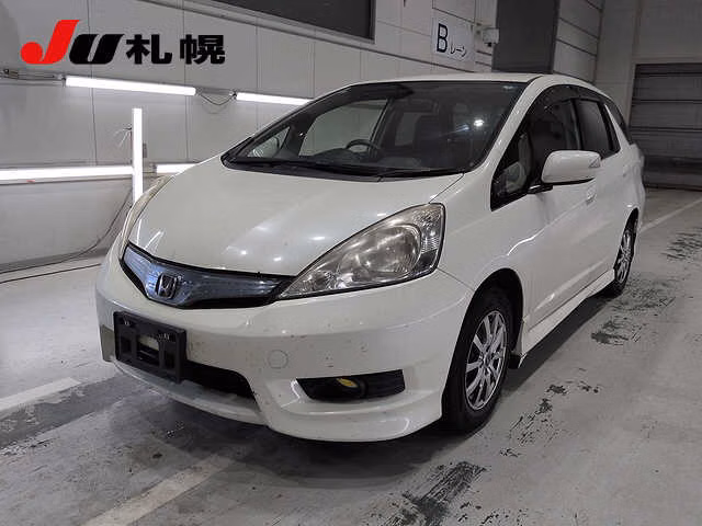 HONDA FIT SHUTTLE