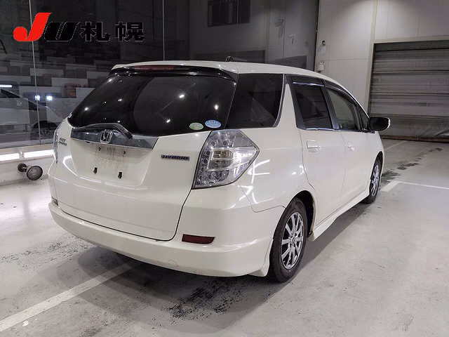 HONDA FIT SHUTTLE