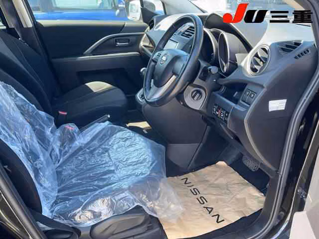 NISSAN LAFESTA