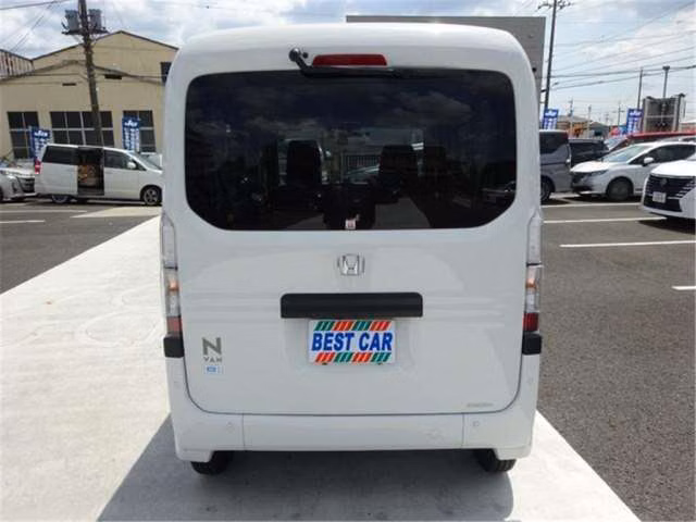 HONDA N-VAN