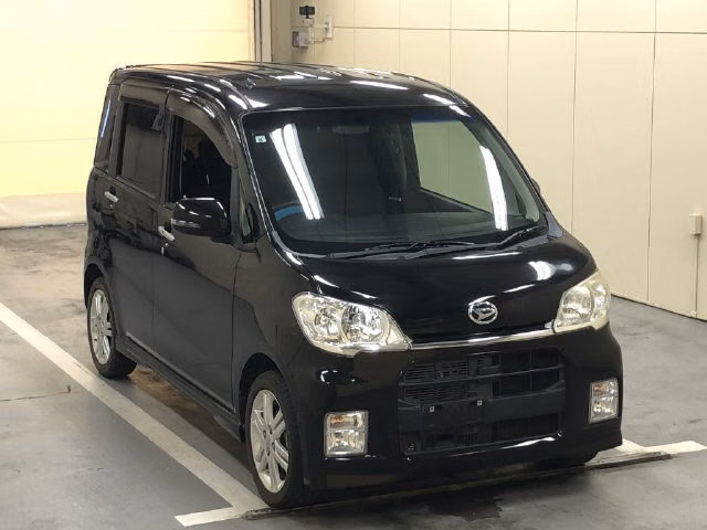 DAIHATSU TANTO EXE
