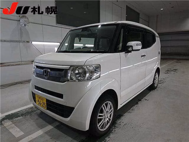 Honda N-BOX Slash