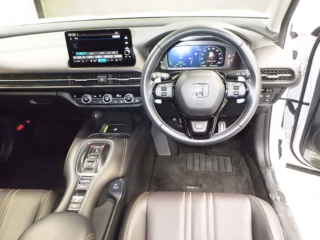 HONDA ZR-V
